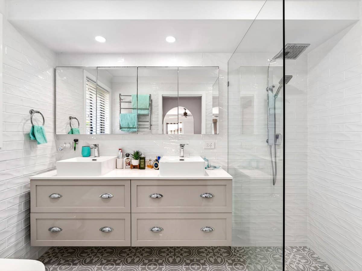 10 Razorbill Street, BURLEIGH WATERS - Thumbnail 9