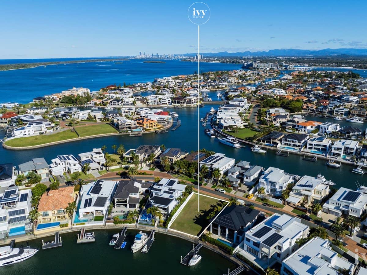 51 Royal Albert Crescent, Sovereign Islands - Thumbnail 1