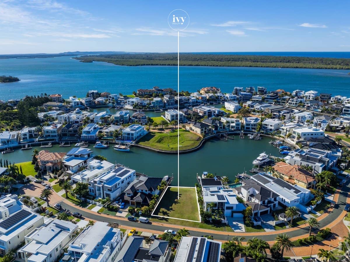 51 Royal Albert Crescent, Sovereign Islands - Thumbnail 2