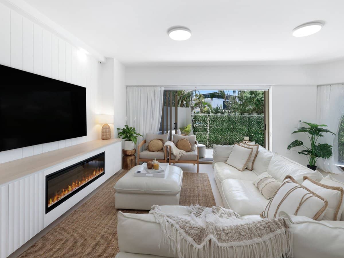 3554 Main Beach Parade, Main Beach - Thumbnail 2