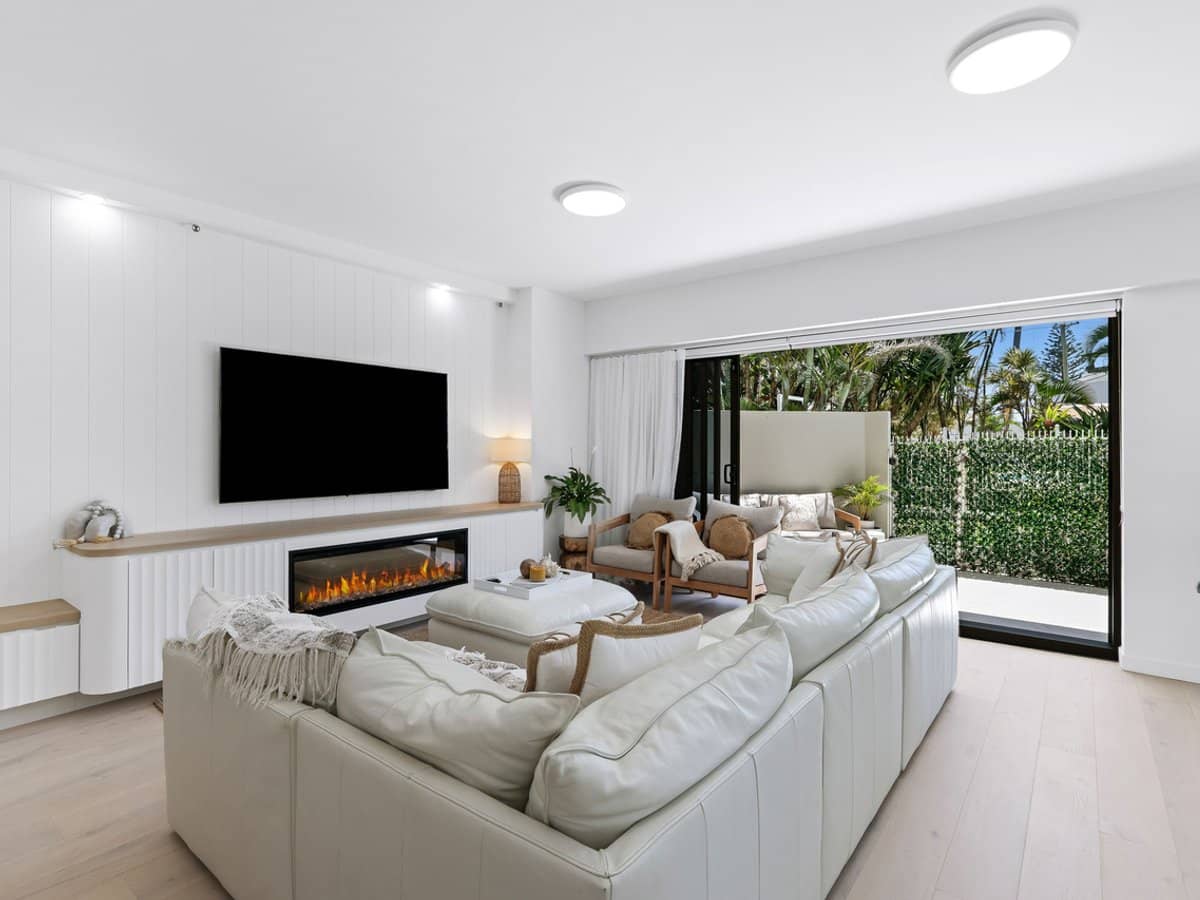 3554 Main Beach Parade, Main Beach - Thumbnail 4