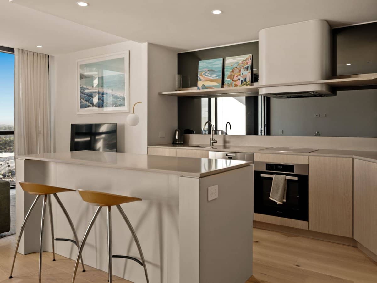 7-9 Mermaid Avenue, Mermaid Beach - Thumbnail 3