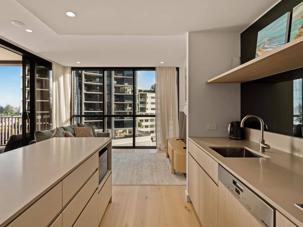 7-9 Mermaid Avenue, Mermaid Beach - Thumbnail 7