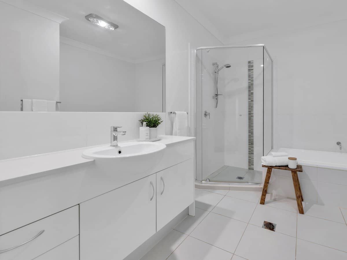 206 Nerang Road, SOUTHPORT - Thumbnail 17