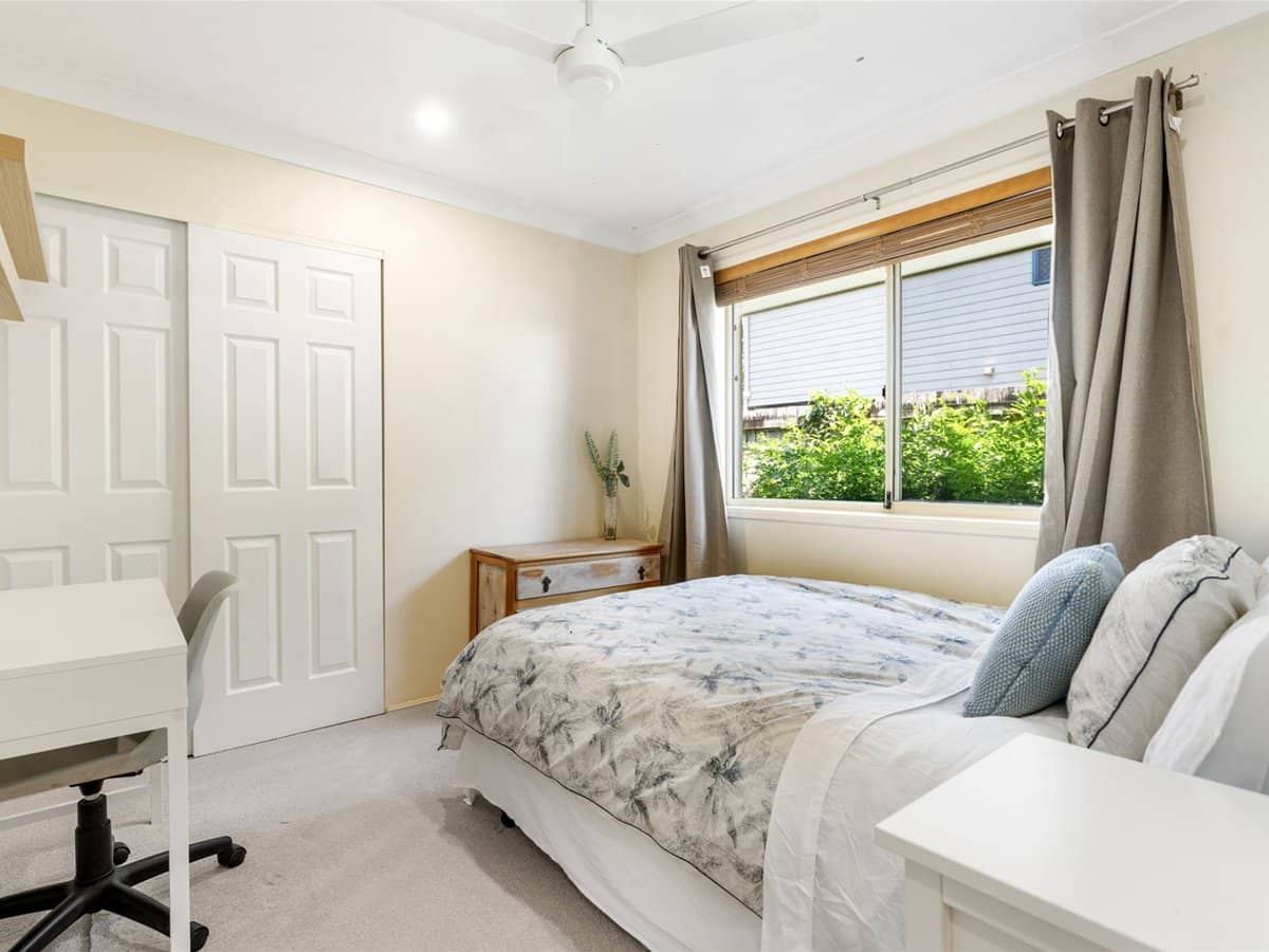 13 Tooraneedin Road, COOMERA WATERS - Thumbnail 12