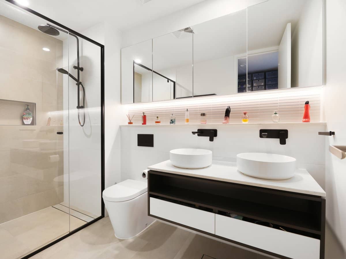 1 Waterfront Place, ROBINA - Thumbnail 12