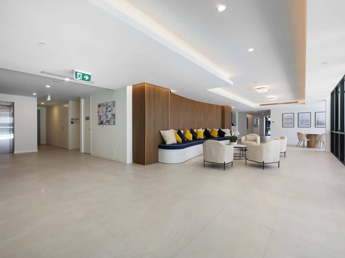 1 Waterfront Place, ROBINA - Thumbnail 18