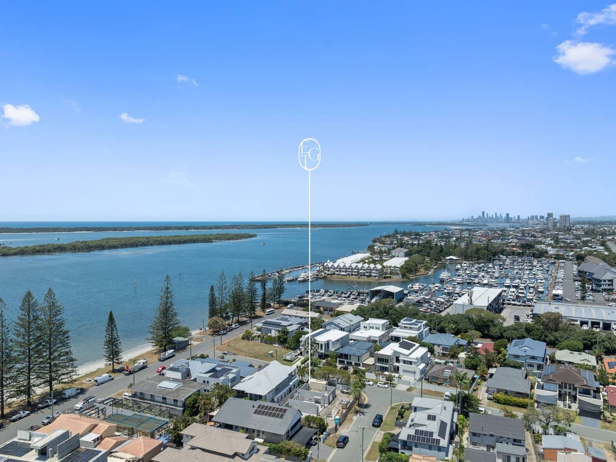 1 Tecona Avenue, HOLLYWELL - Thumbnail 2