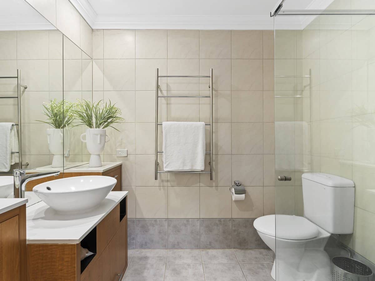 7 Elliott Street, Surfers Paradise - Thumbnail 9