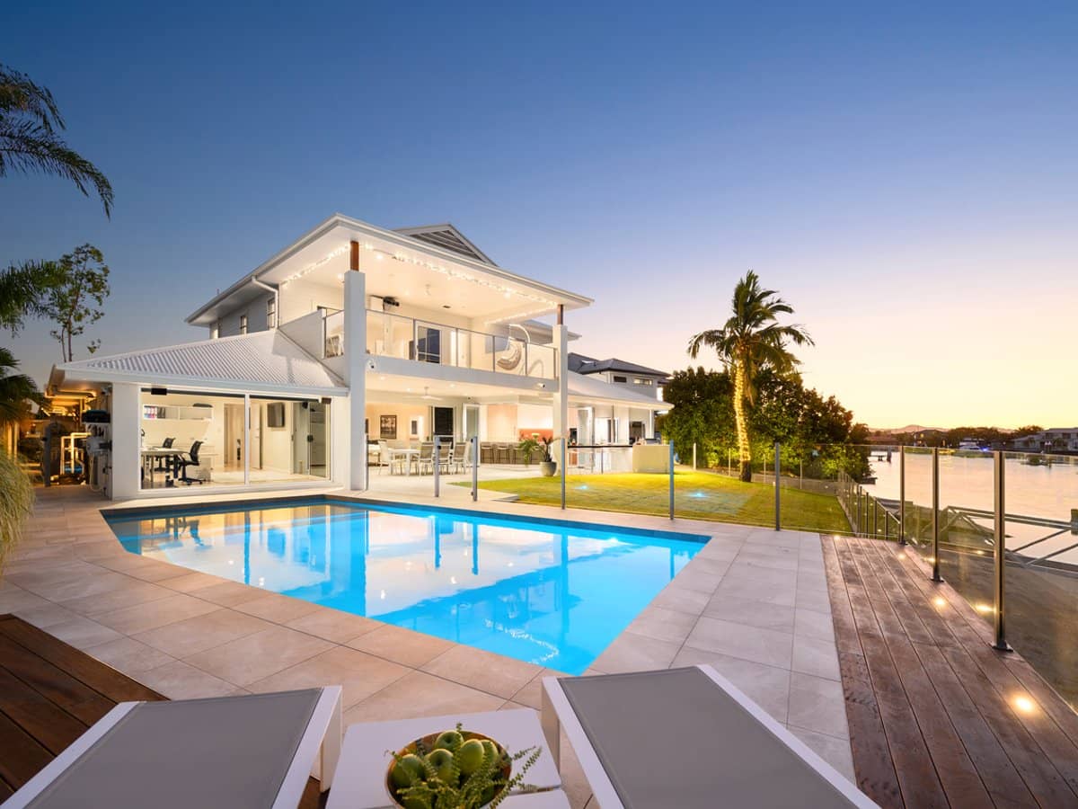 25 Drysdale Place, PARADISE POINT - Thumbnail 2