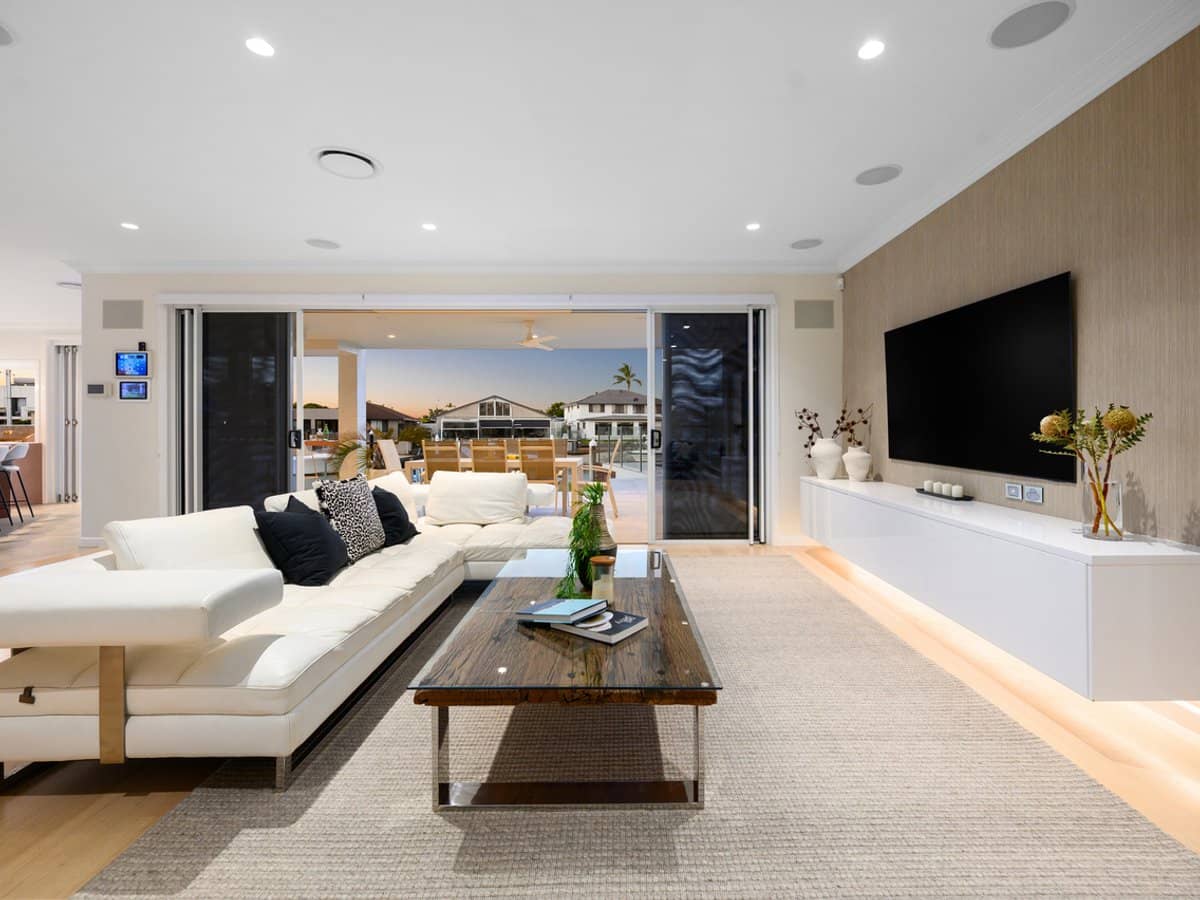 25 Drysdale Place, PARADISE POINT - Thumbnail 8