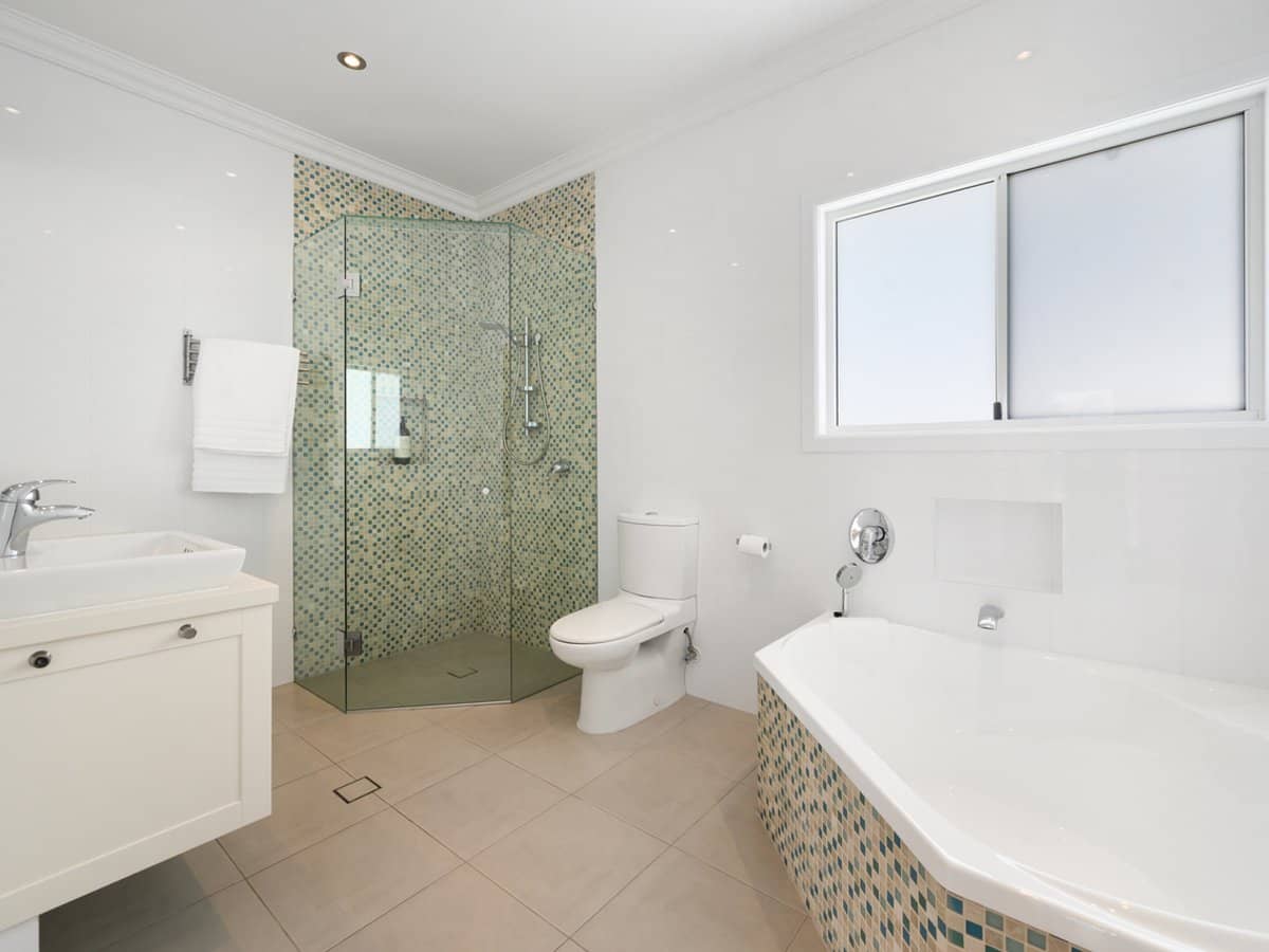 25 Drysdale Place, PARADISE POINT - Thumbnail 15