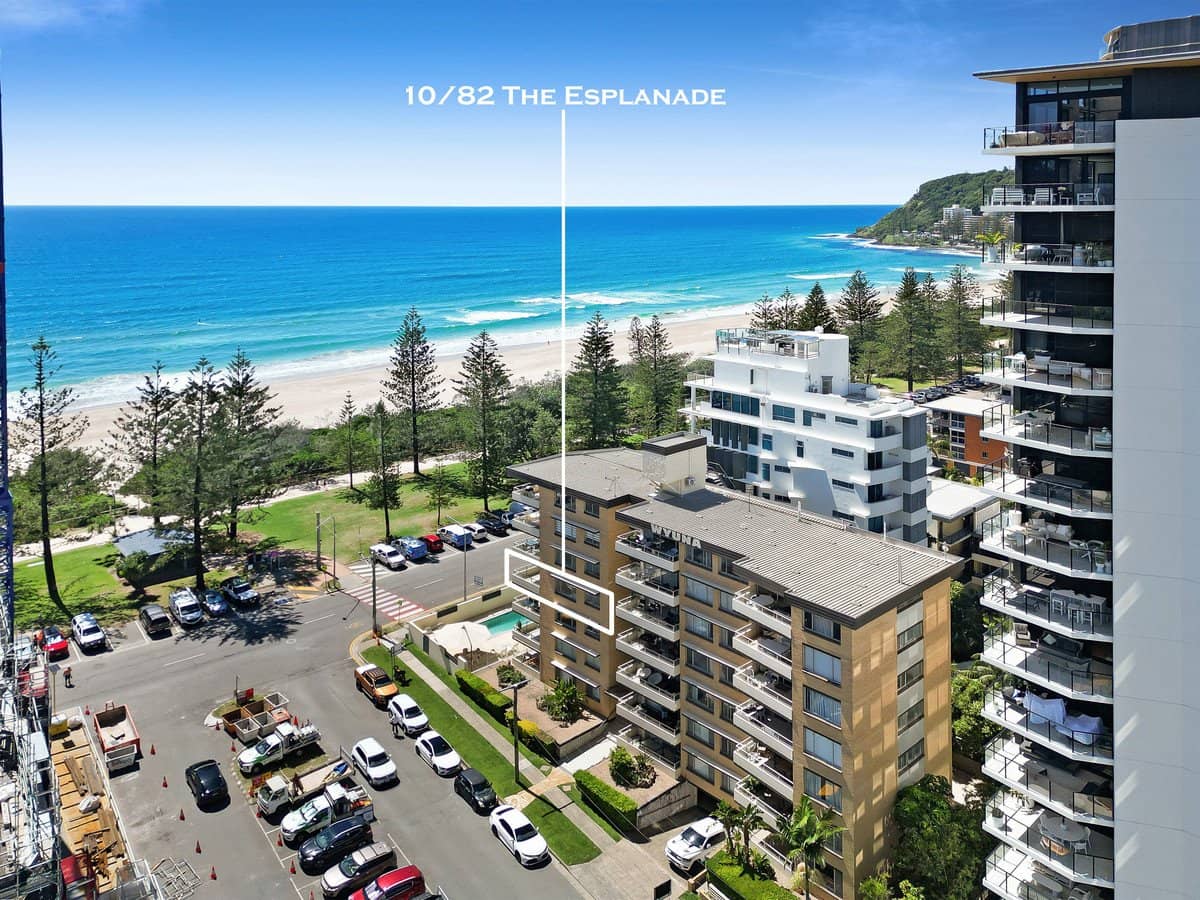 82 The Esplanade, Burleigh Heads - Thumbnail 1