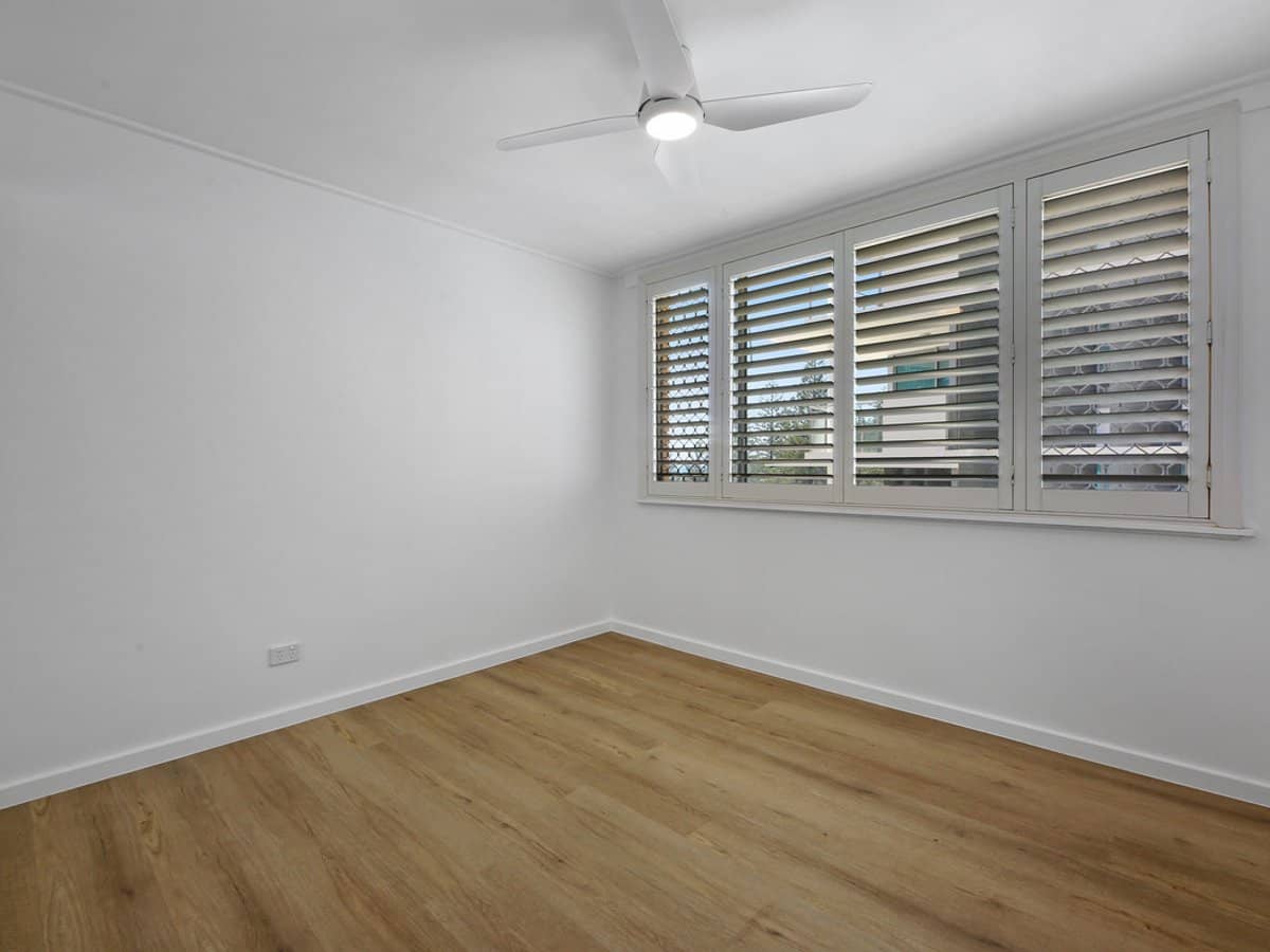 82 The Esplanade, Burleigh Heads - Thumbnail 17