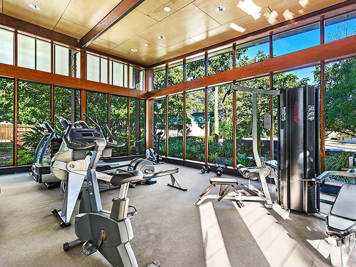 323 Bayview Street, HOLLYWELL - Thumbnail 19