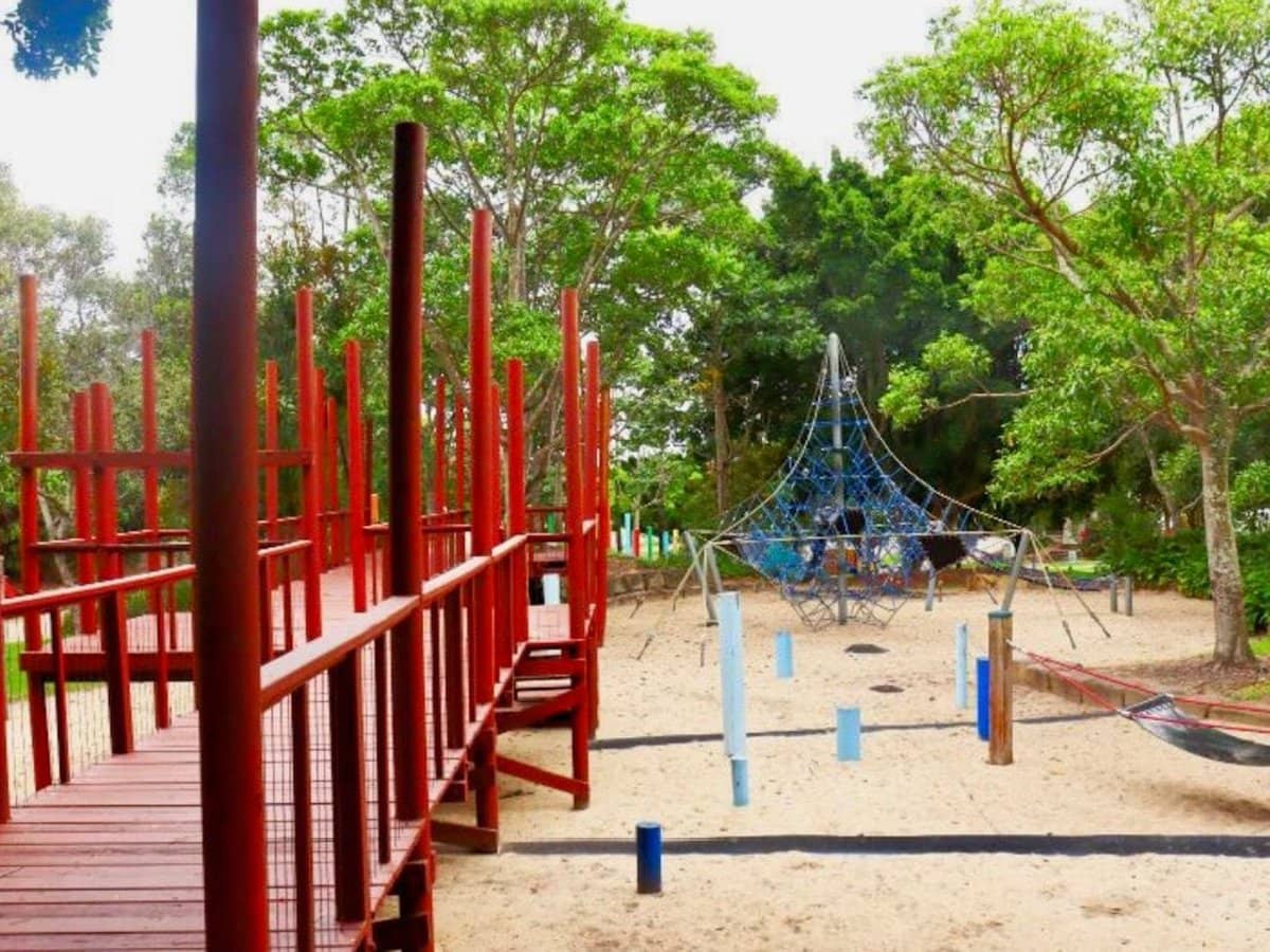 31 Archipelego Street, Pacific Pines - Thumbnail 15