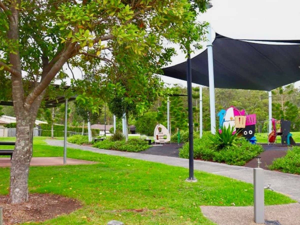 31 Archipelego Street, Pacific Pines - Thumbnail 20