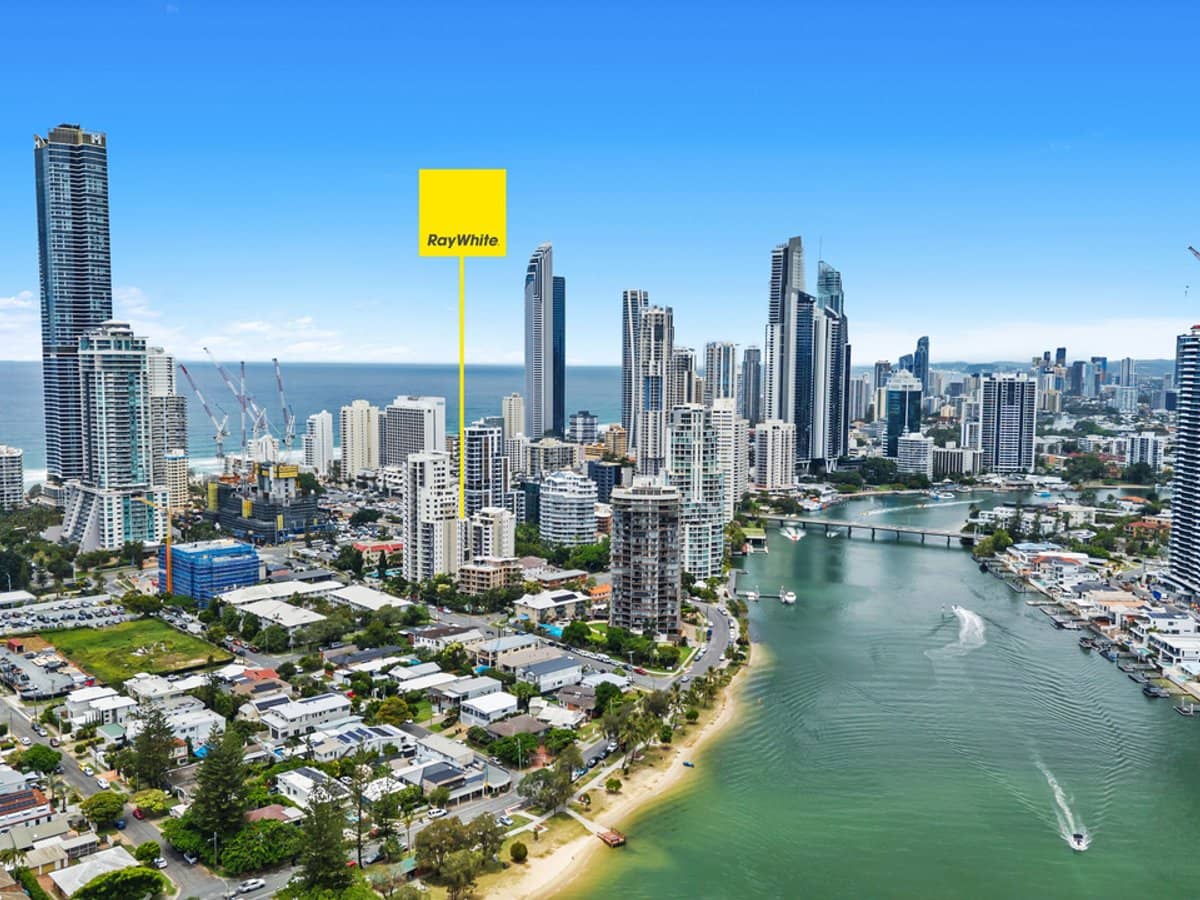 21 Cypress Avenue, Surfers Paradise - Thumbnail 6