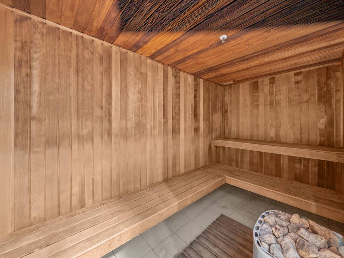 21 Cypress Avenue, Surfers Paradise - Thumbnail 20