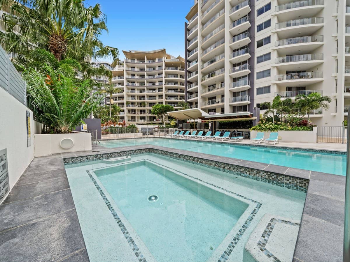 21 Cypress Avenue, Surfers Paradise - Thumbnail 23