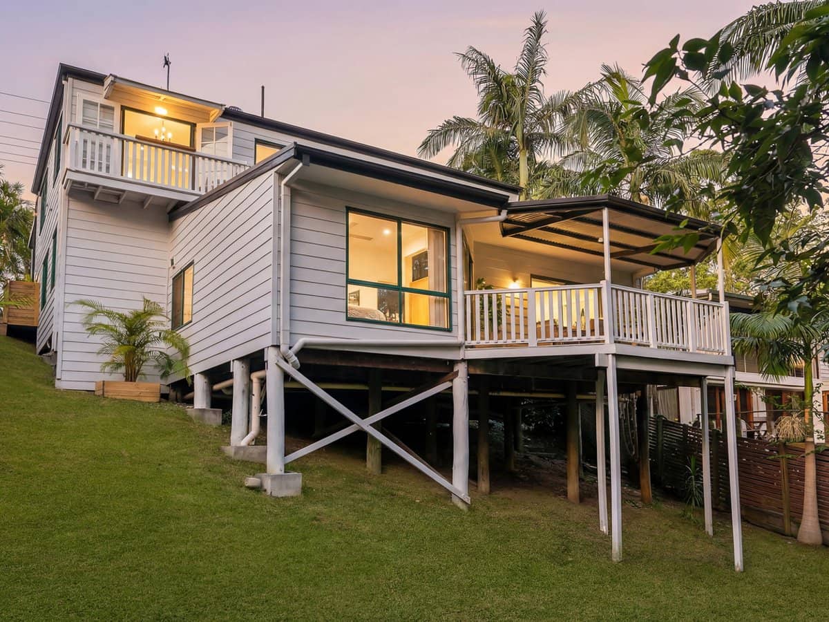12 Alkira Street, TUGUN - Thumbnail 4