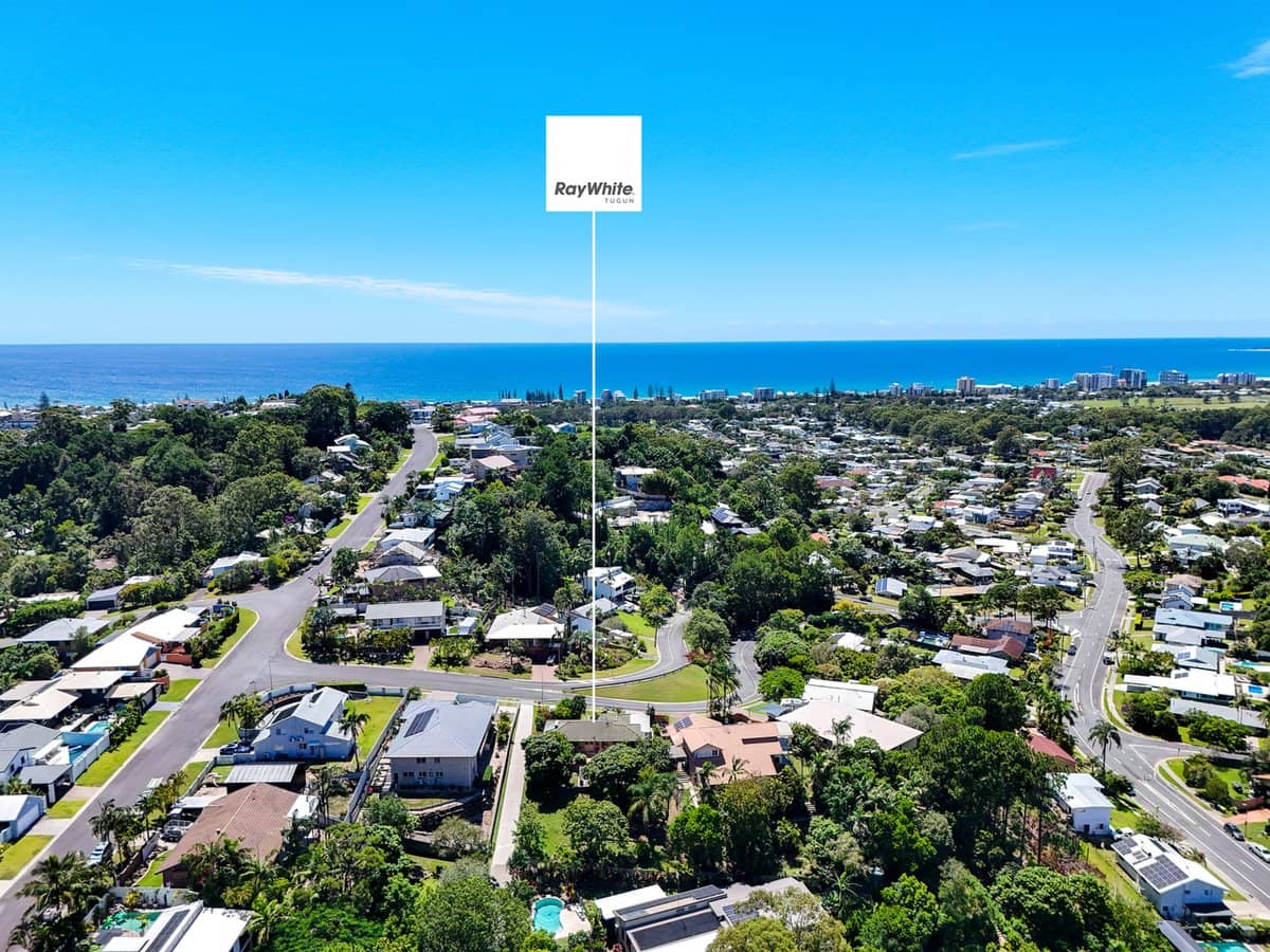 20 Yolanta Drive, TUGUN - Thumbnail 3