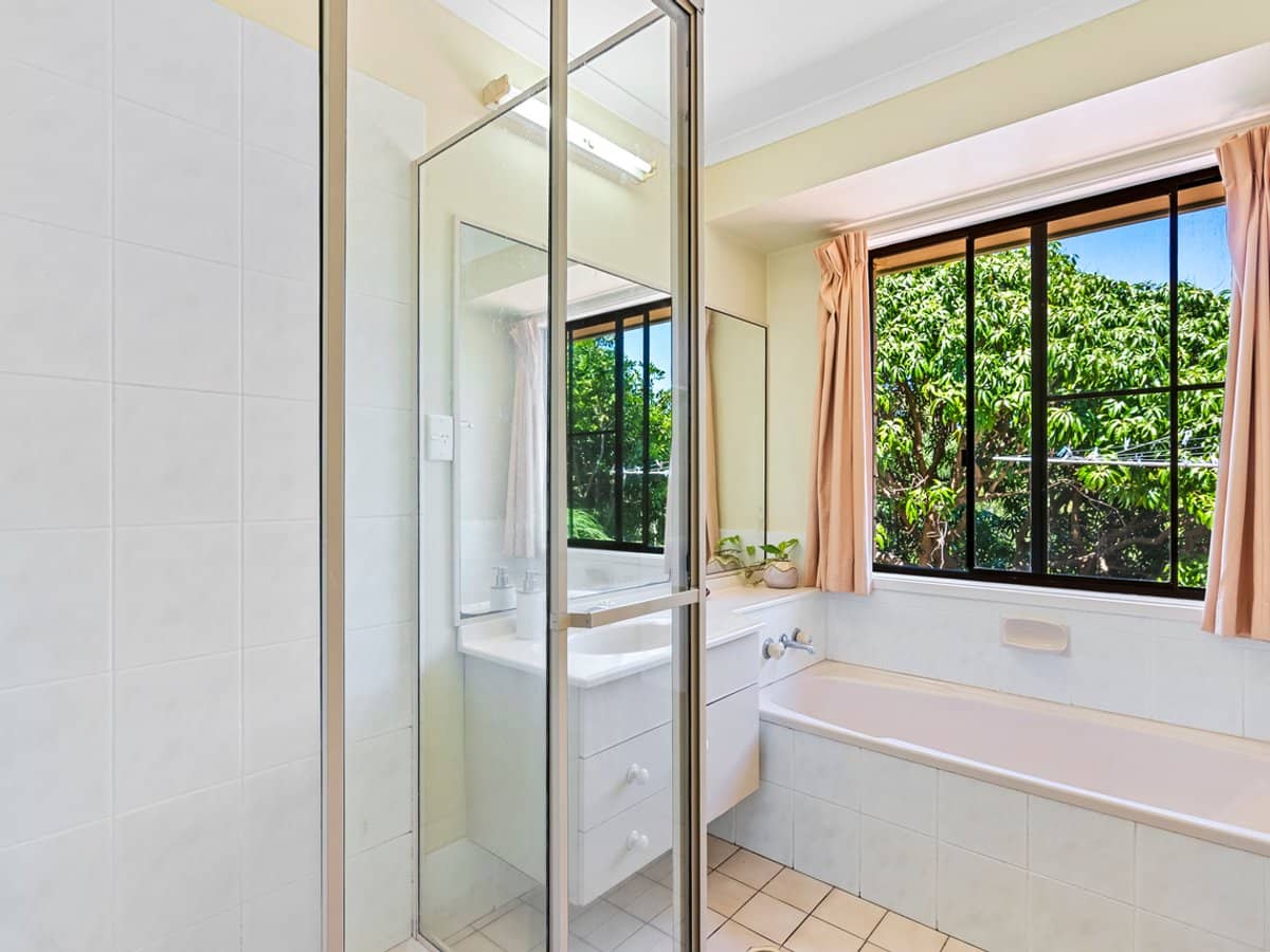 20 Yolanta Drive, TUGUN - Thumbnail 5