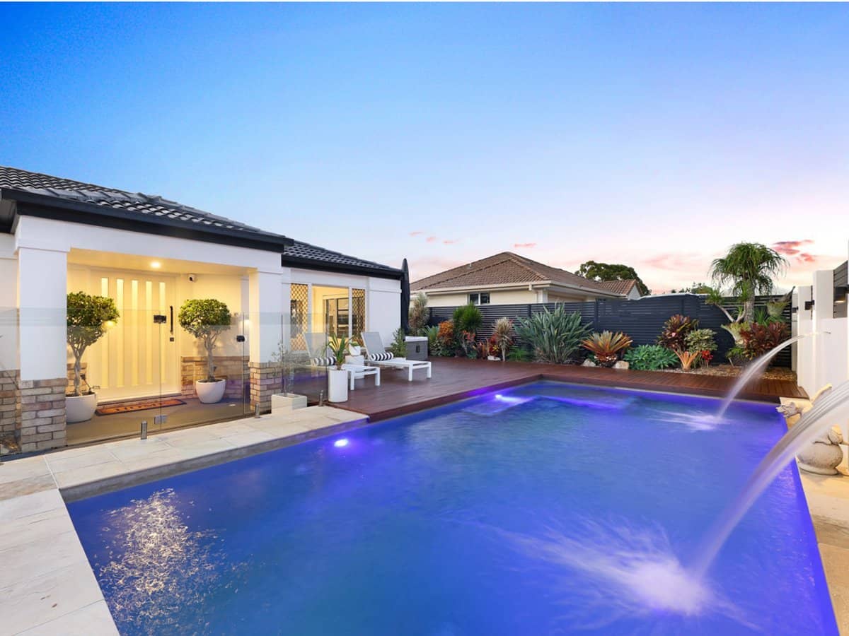 3 Matthew Close, Burleigh Heads - Thumbnail 1