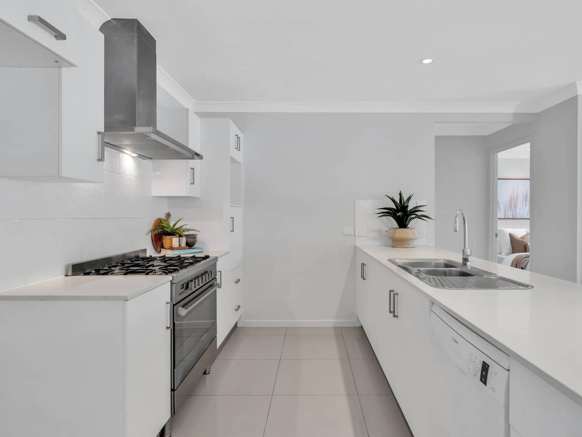 22A Freda Street, ASHMORE - Thumbnail 9