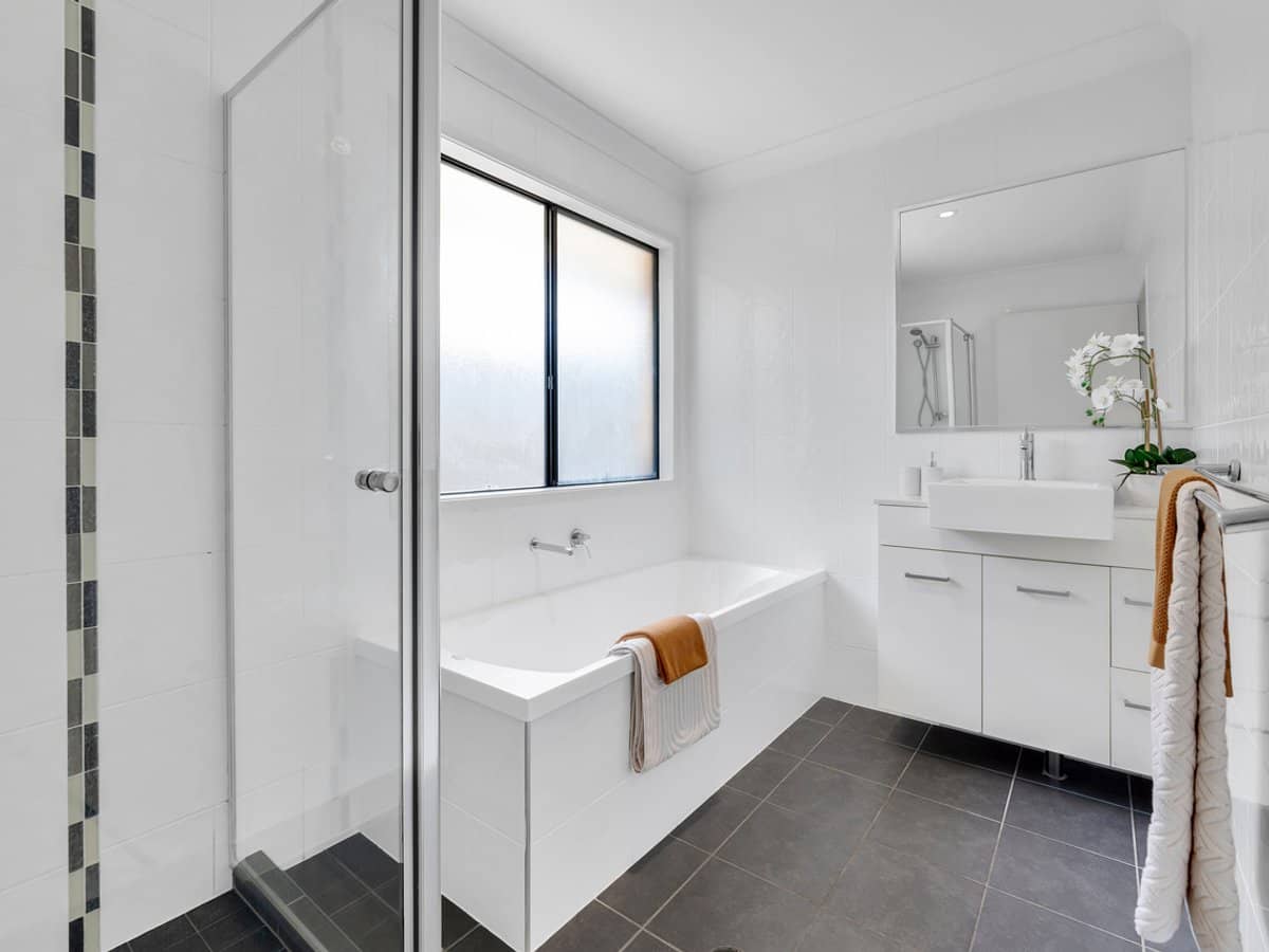 22A Freda Street, ASHMORE - Thumbnail 14