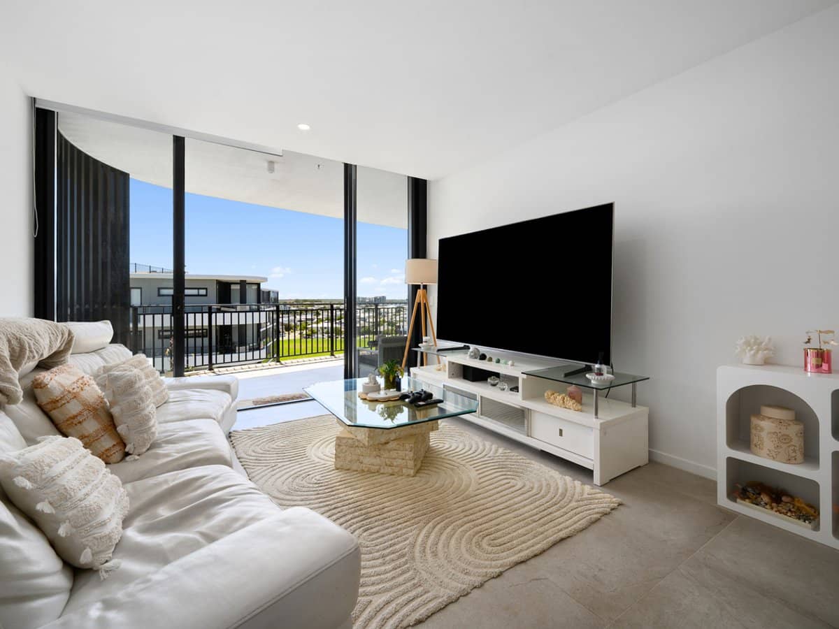 10 Sickle Avenue, HOPE ISLAND - Thumbnail 7