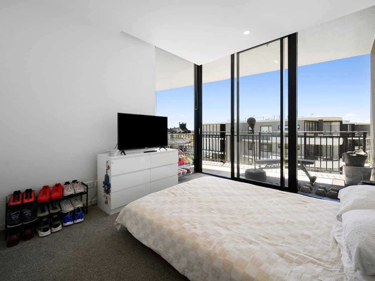 10 Sickle Avenue, HOPE ISLAND - Thumbnail 9