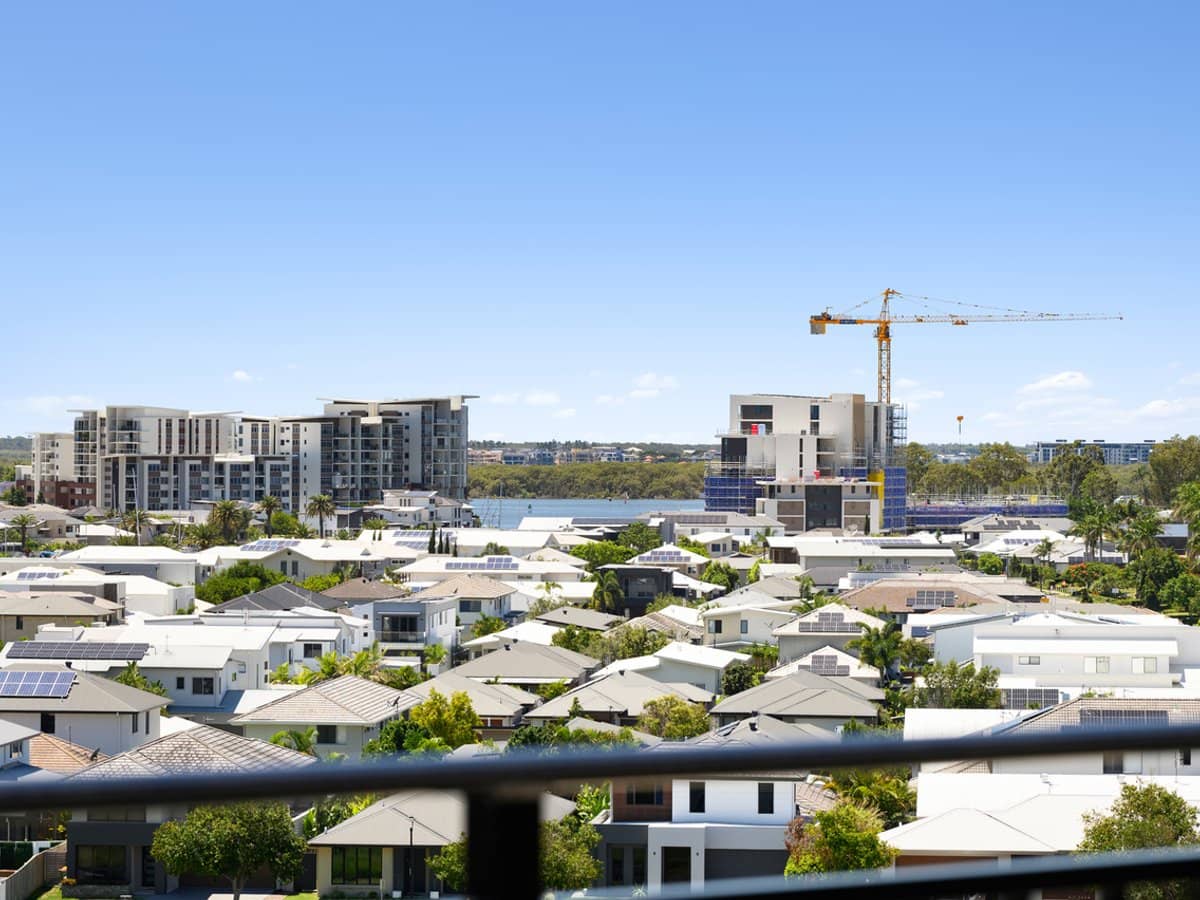 10 Sickle Avenue, HOPE ISLAND - Thumbnail 14