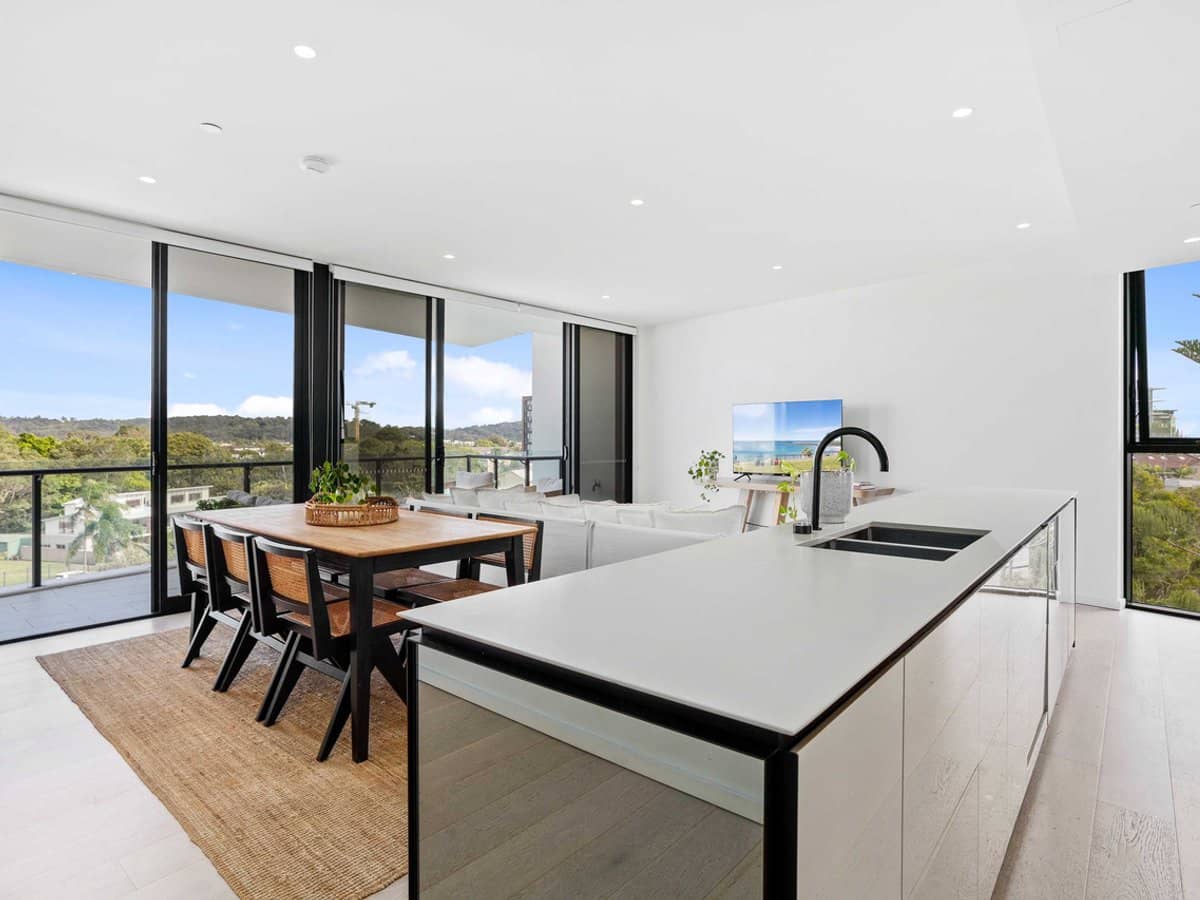 1328 Gold Coast Highway, Palm Beach - Thumbnail 4