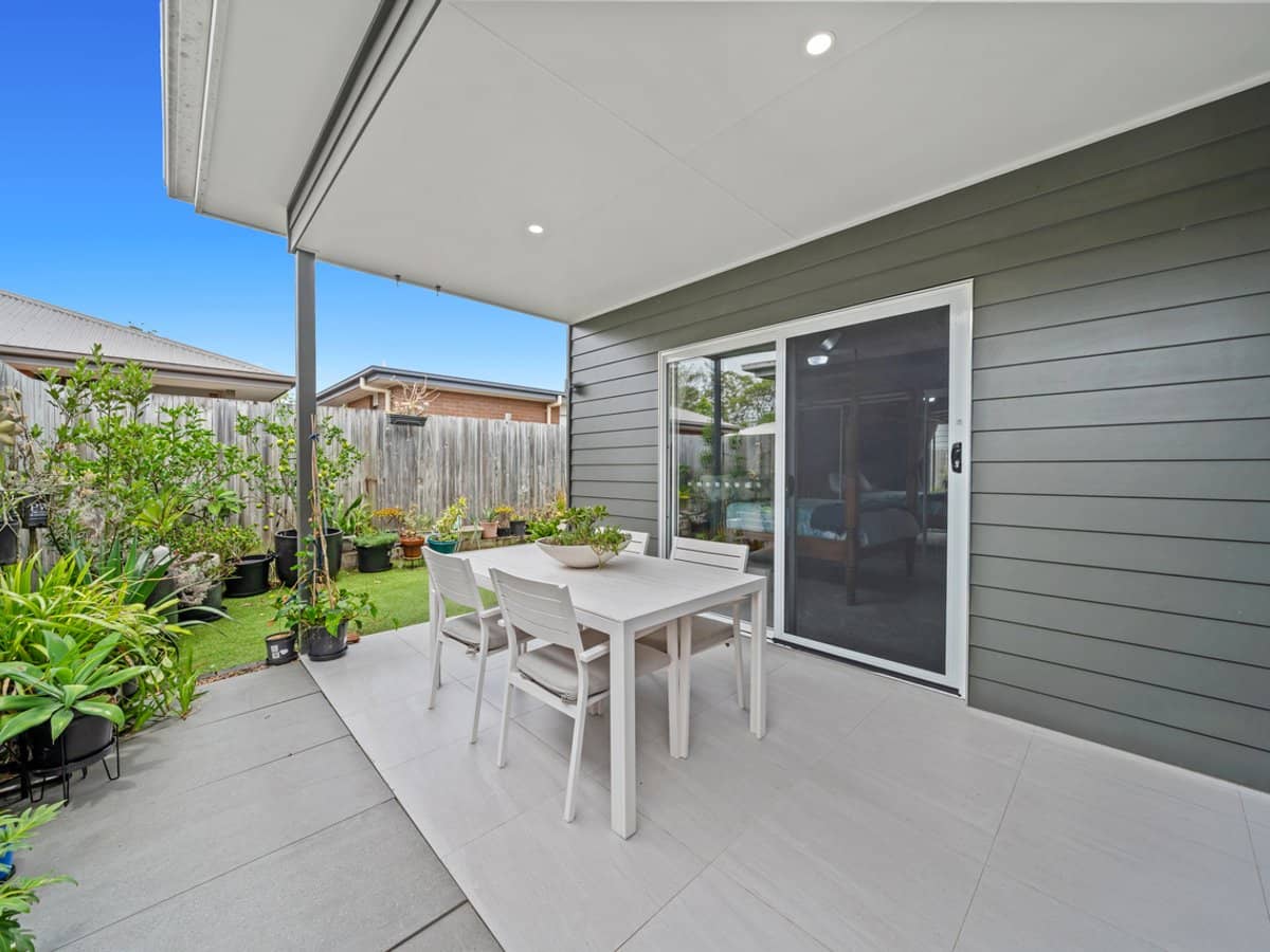 36 Parkland Circuit, PIMPAMA - Thumbnail 2