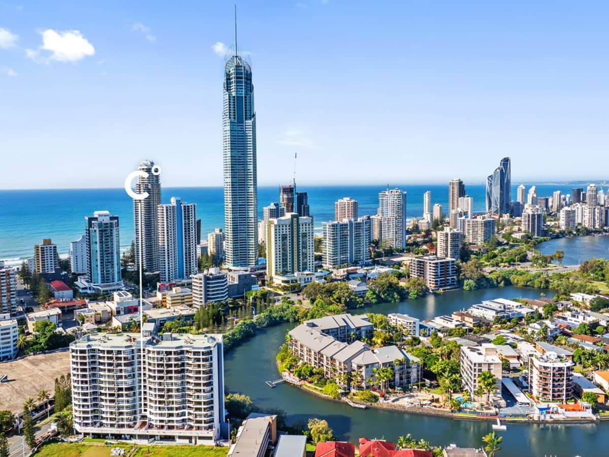 70 Remembrance Drive, SURFERS PARADISE - Thumbnail 13