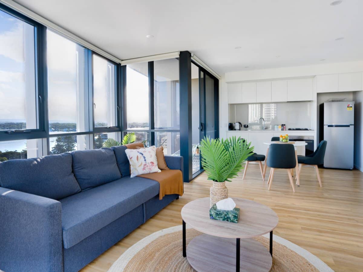 9 Norfolk Avenue, Broadbeach - Thumbnail 5