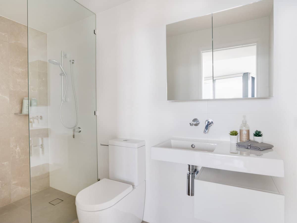 9 Norfolk Avenue, Broadbeach - Thumbnail 9