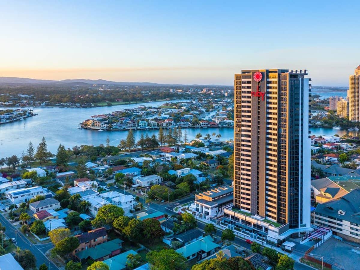 9 Norfolk Avenue, Broadbeach - Thumbnail 10