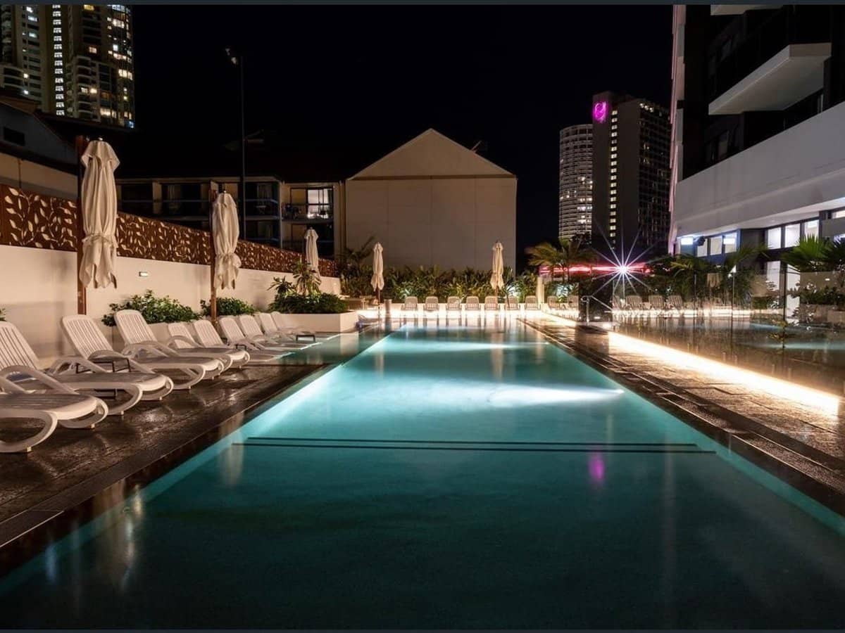 9 Norfolk Avenue, Broadbeach - Thumbnail 11