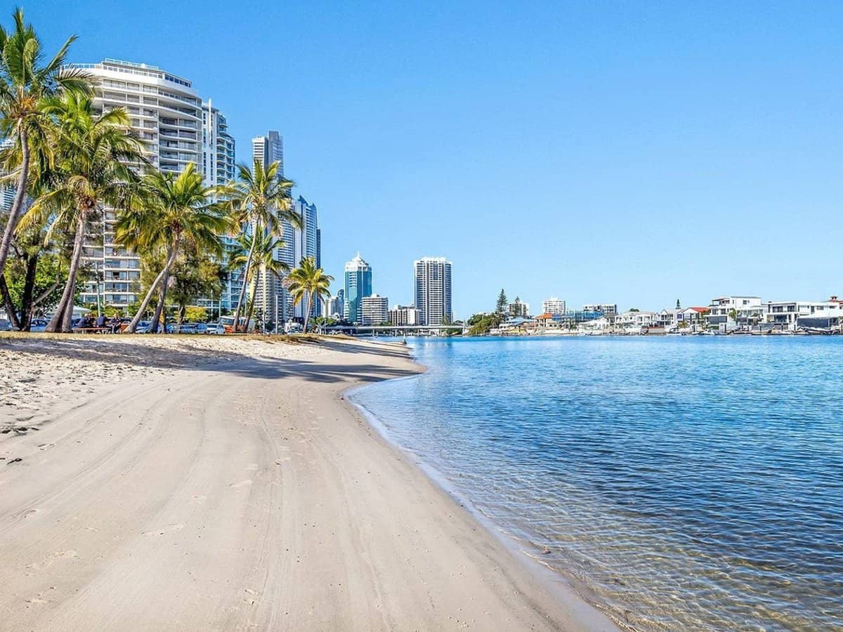 9 Norfolk Avenue, Broadbeach - Thumbnail 14