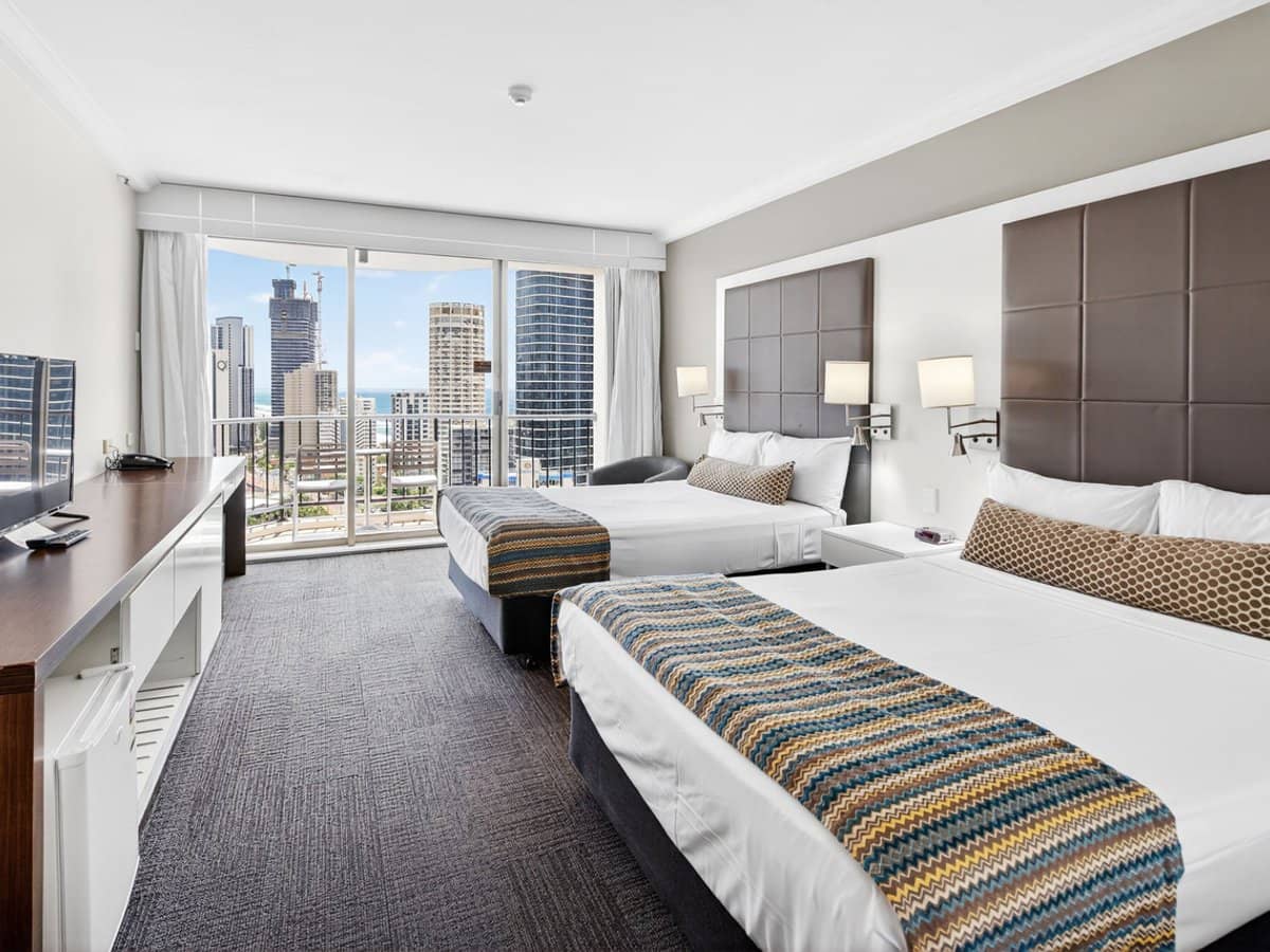 3197 Surfers Paradise Boulevard, Surfers Paradise - Thumbnail 3