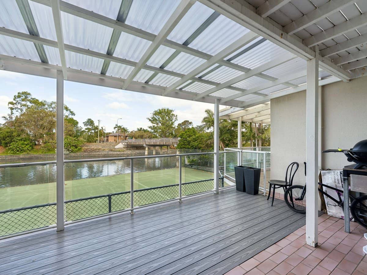 300 Cottesloe Drive, MERMAID WATERS - Thumbnail 15