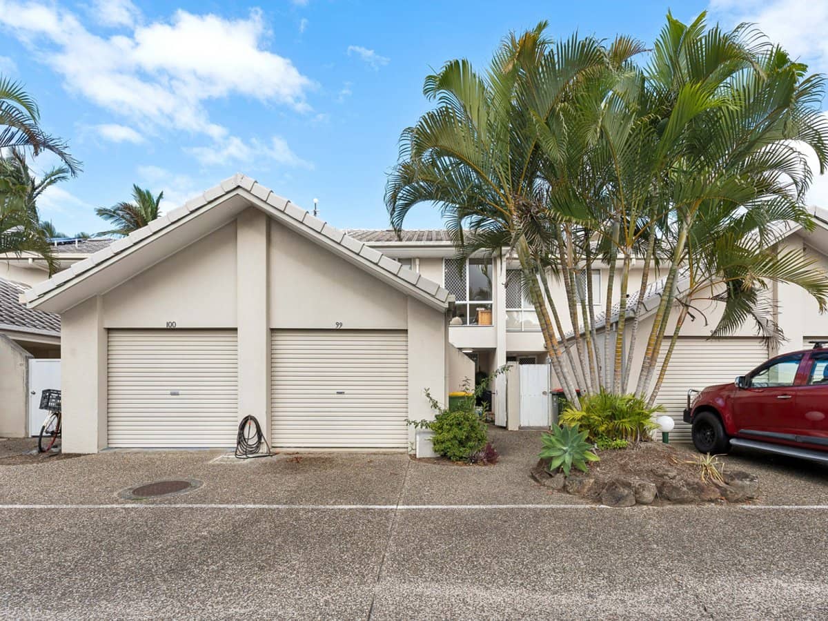 300 Cottesloe Drive, MERMAID WATERS - Thumbnail 18