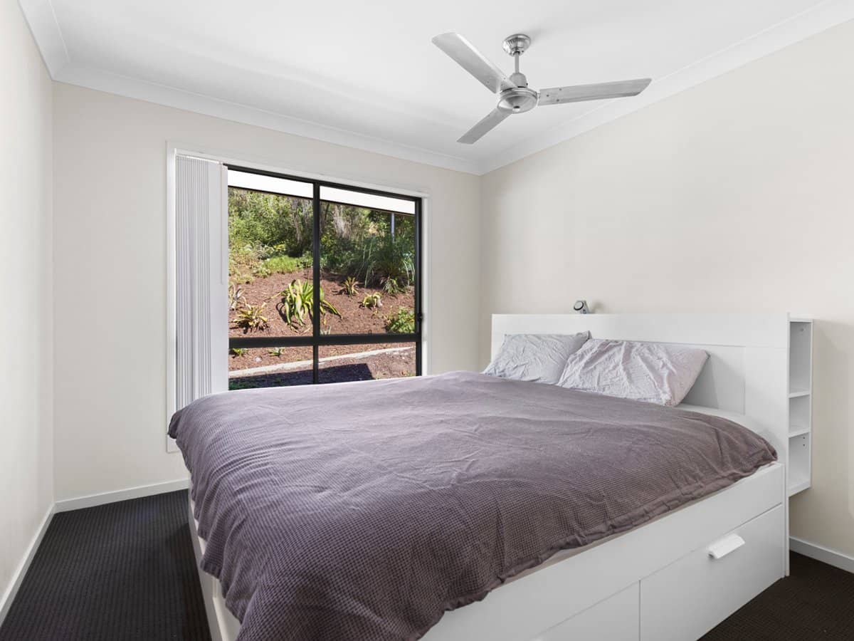 31 Castlereagh Close, PACIFIC PINES - Thumbnail 13