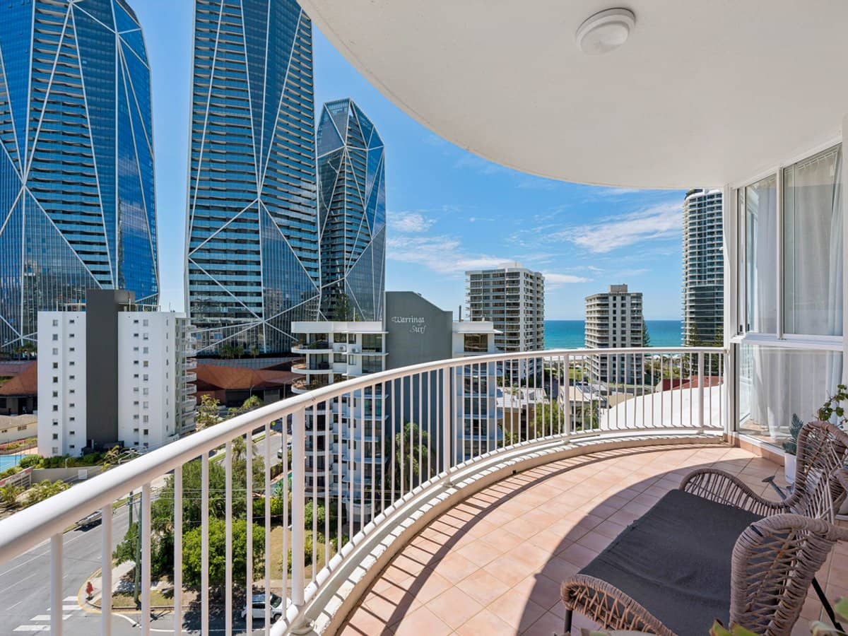 210 Surf Parade, SURFERS PARADISE - Thumbnail 1