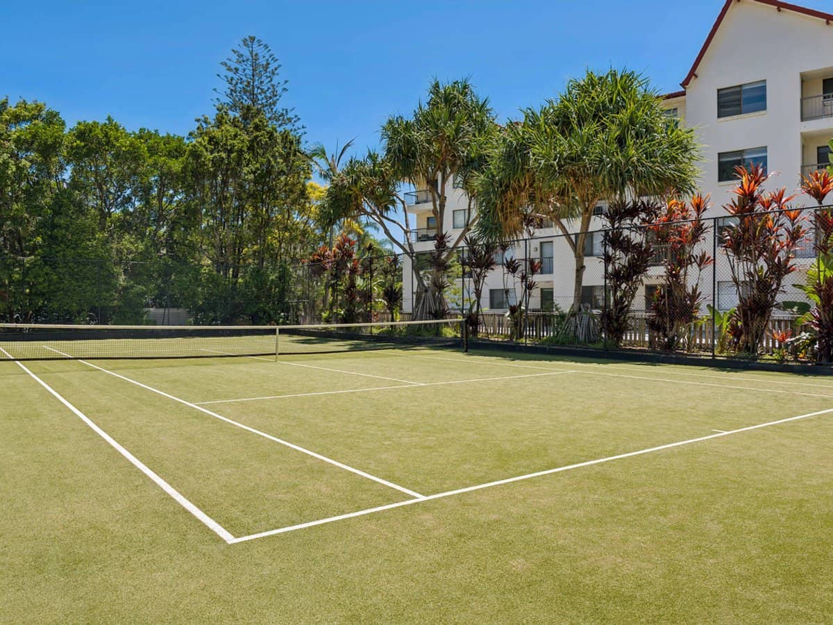 210 Surf Parade, SURFERS PARADISE - Thumbnail 13