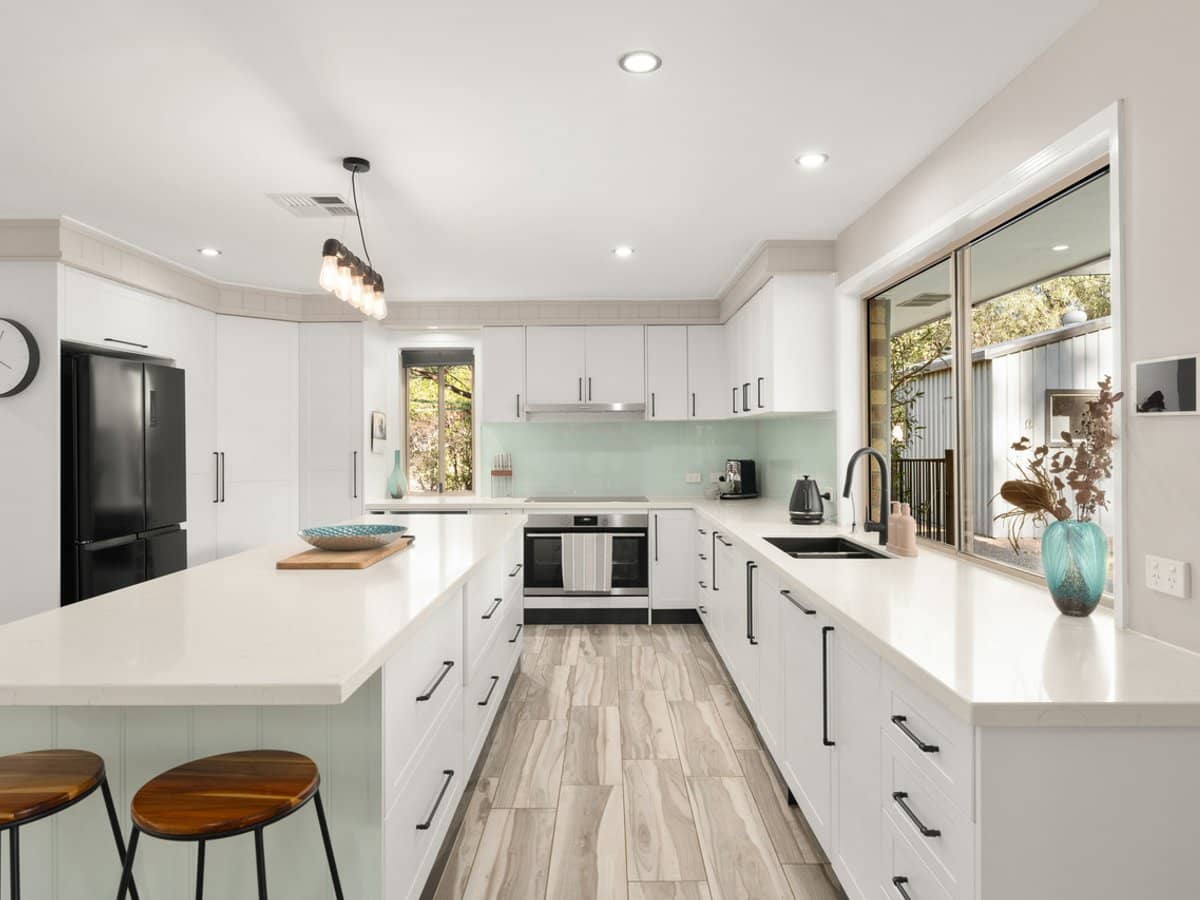 15-29 Camel Court, LOGAN VILLAGE - Thumbnail 4