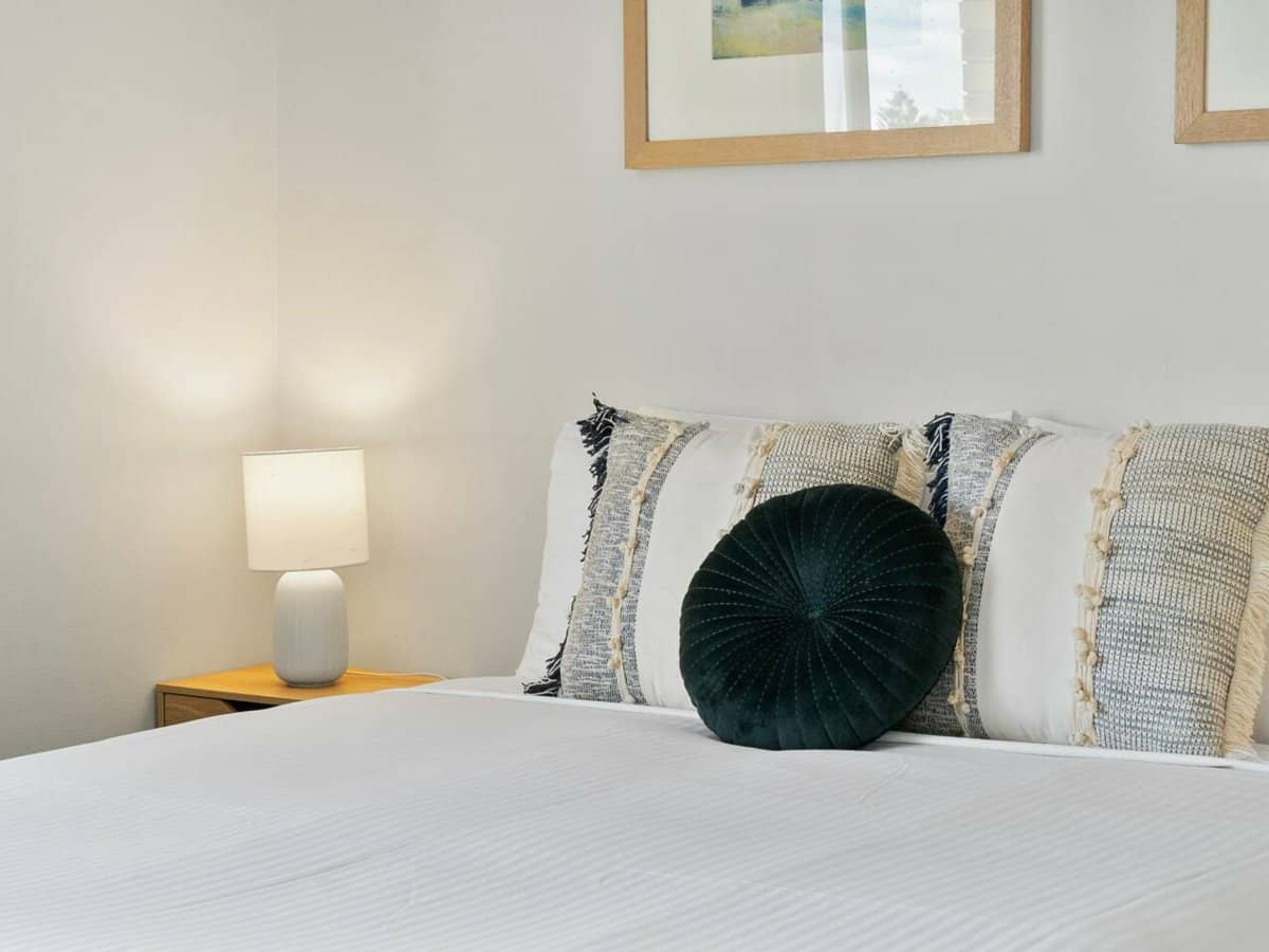 3 Rosewood Avenue, BROADBEACH - Thumbnail 11