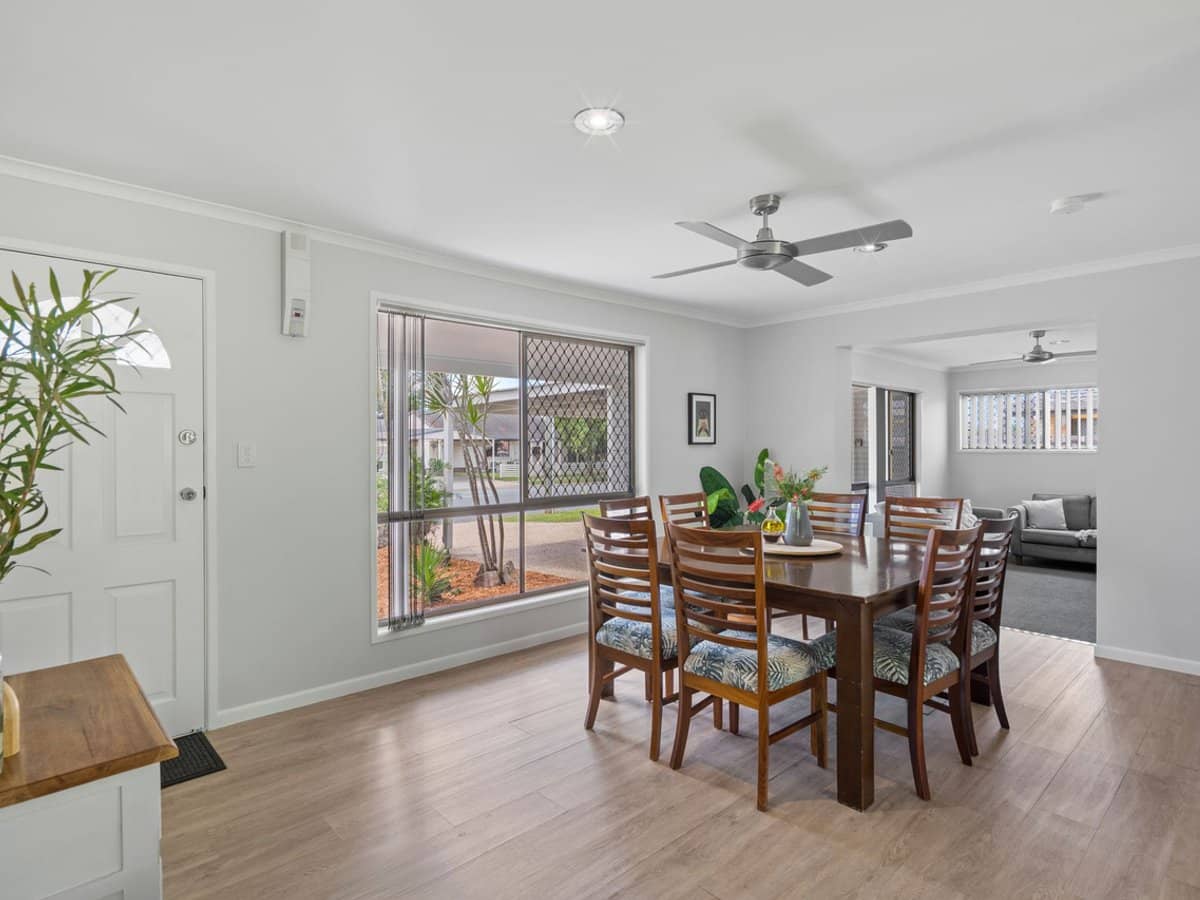 50 Robert Stanley Drive, MOUNT WARREN PARK - Thumbnail 7